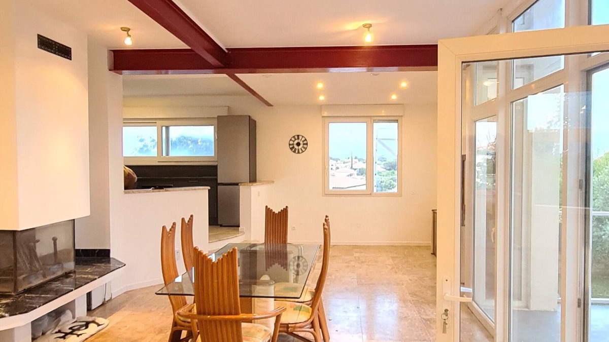 Saint-Gilles Apartment | ⭐ Large 3-Bedroom Holiday Apartment in the Camargue