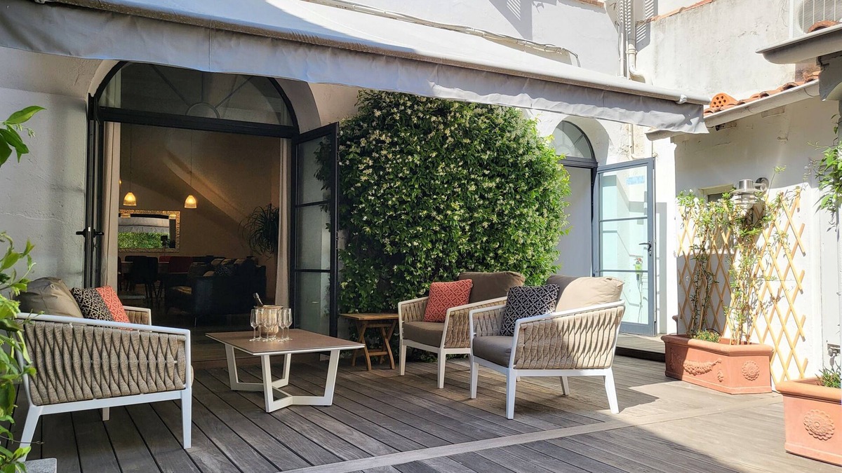 Cannes City Centre Villa | Large 4-star villa, 2 terraces, 100m from Palais des Festivals and beaches