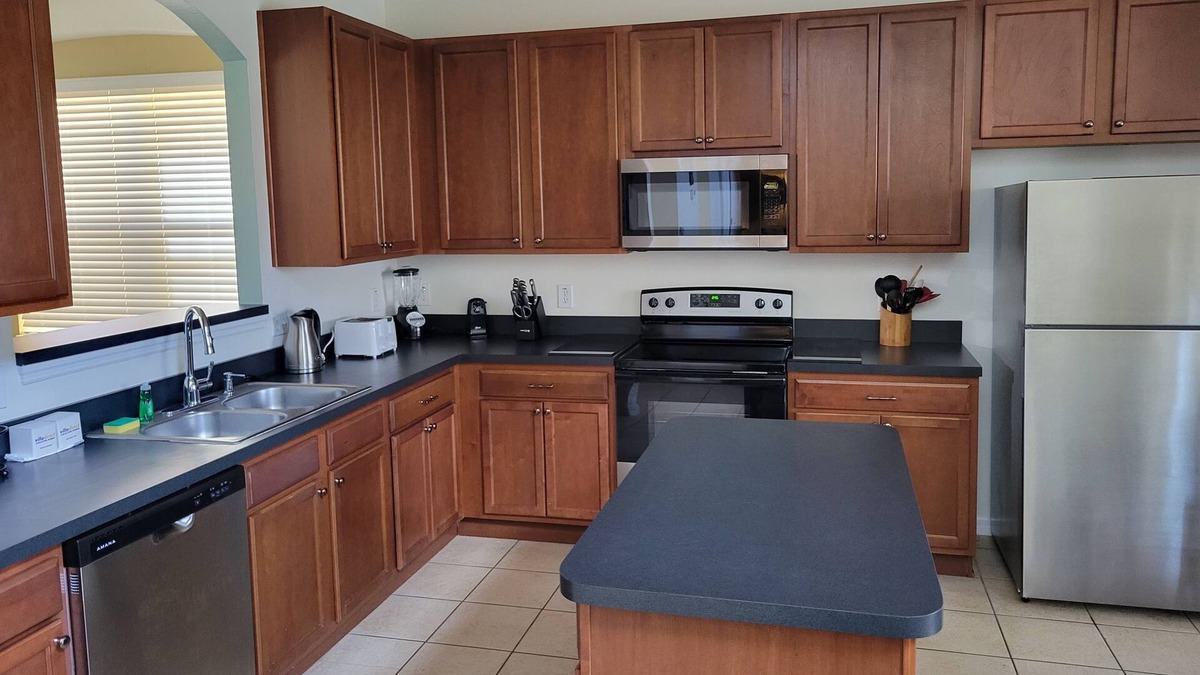 Veranda Palms House | Large 6 Bedroom, 4 1/2 Bathroom Pool Home Close to Disney, Universal , Sea World