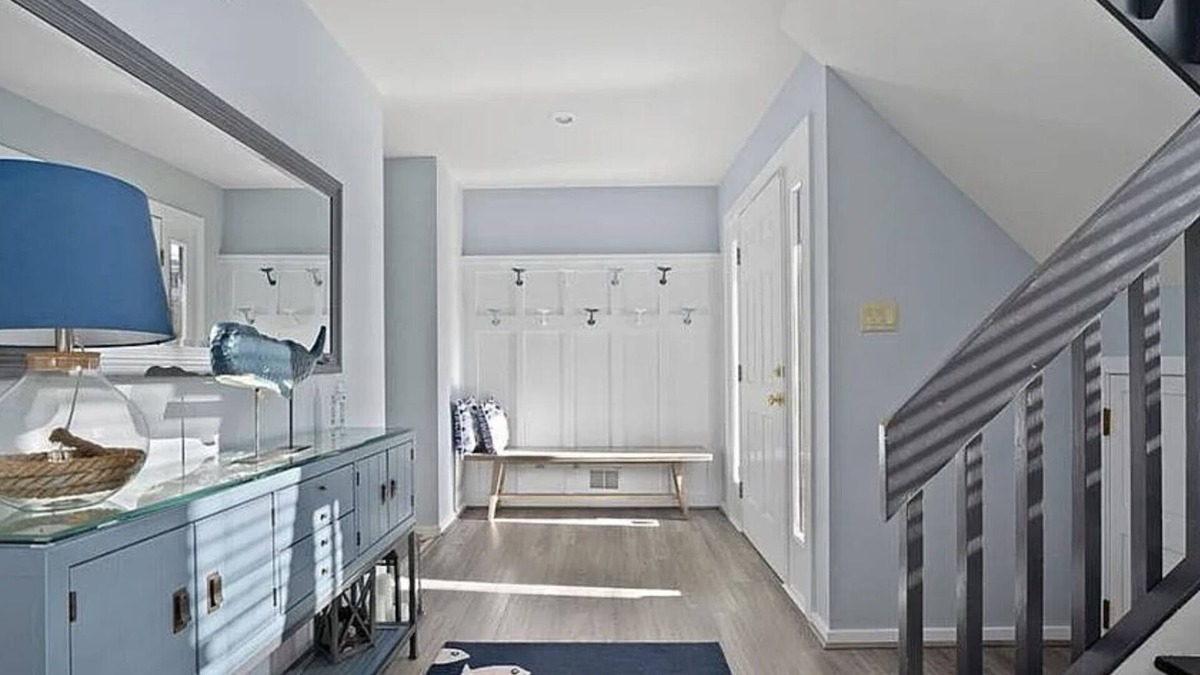 Avalon House | Large 6 bedroom,7.5 bath house in Avalon, NJ-POOL & Ocean Views- 3rd from beach