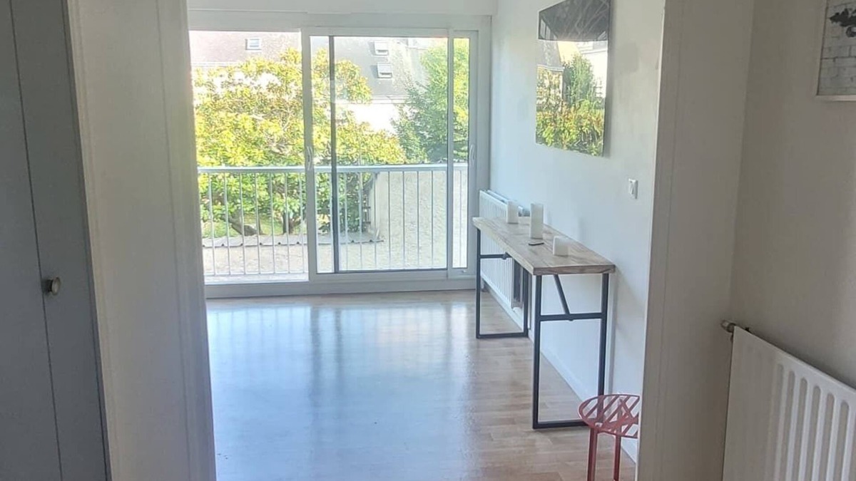Lorient Apartment | Large 6-person apartment. South-facing, quiet garden
