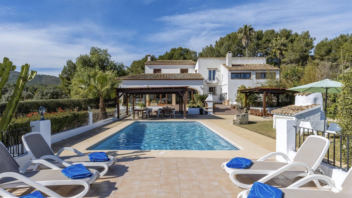 Tarraula Villa | Large and comfortable villa in Javea, Costa Blanca, Spain with private pool for 26 persons
