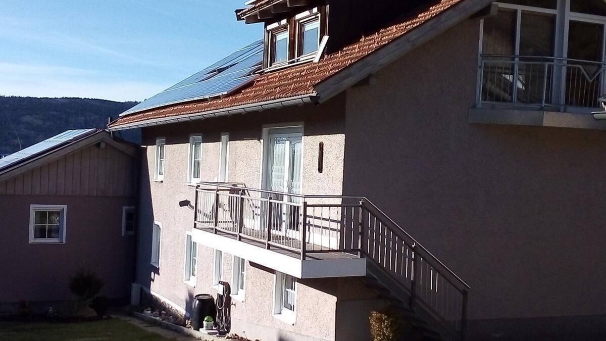 Heinrichsbrunn Apartment | Large apartment with a private balcony and separate entrance