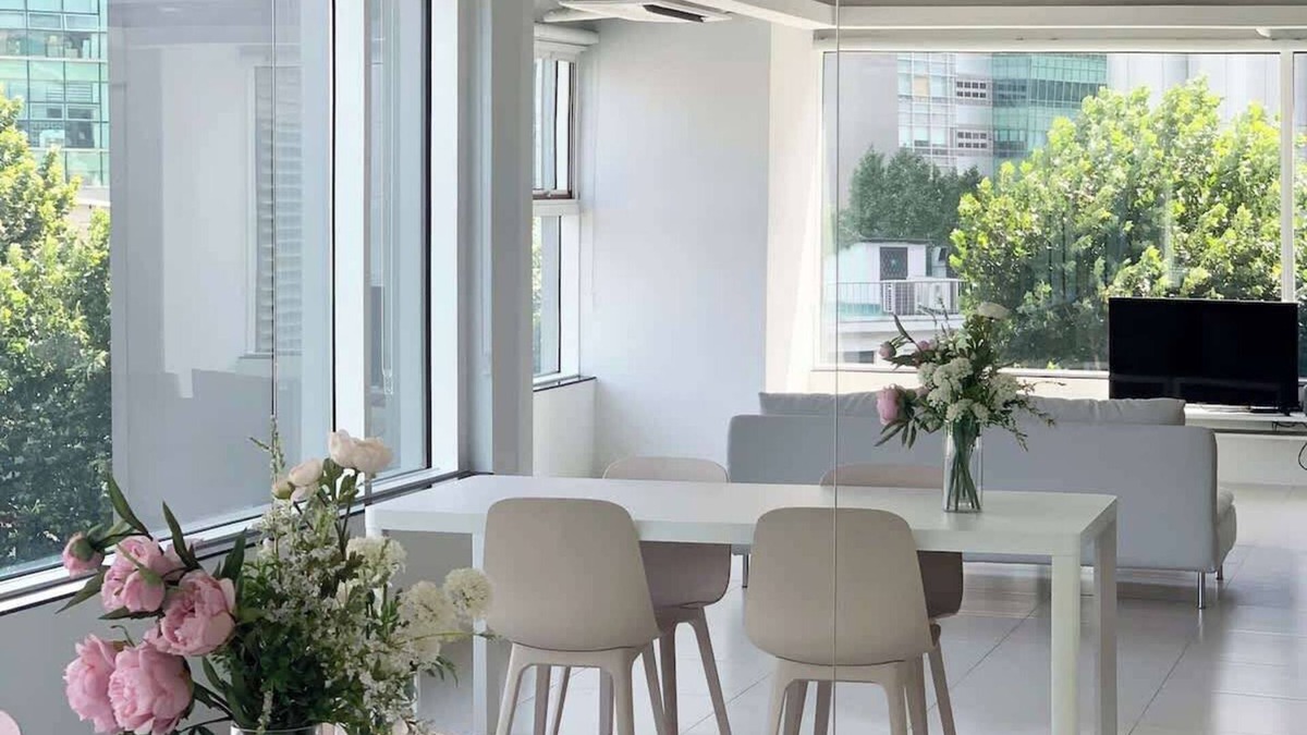 Chunghyeon-dong Condo | Large Apt. Urban View. Gwang Hwa Mun - City Hall