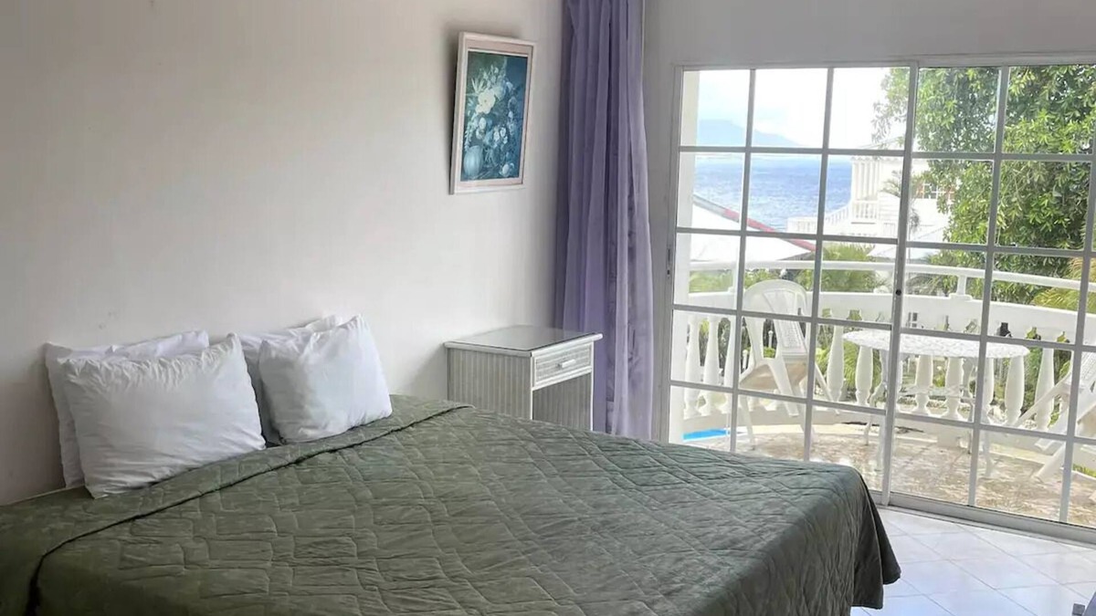El Batey Hotel | Large Balcony Room w/Grand View Of Atlantic Ocean