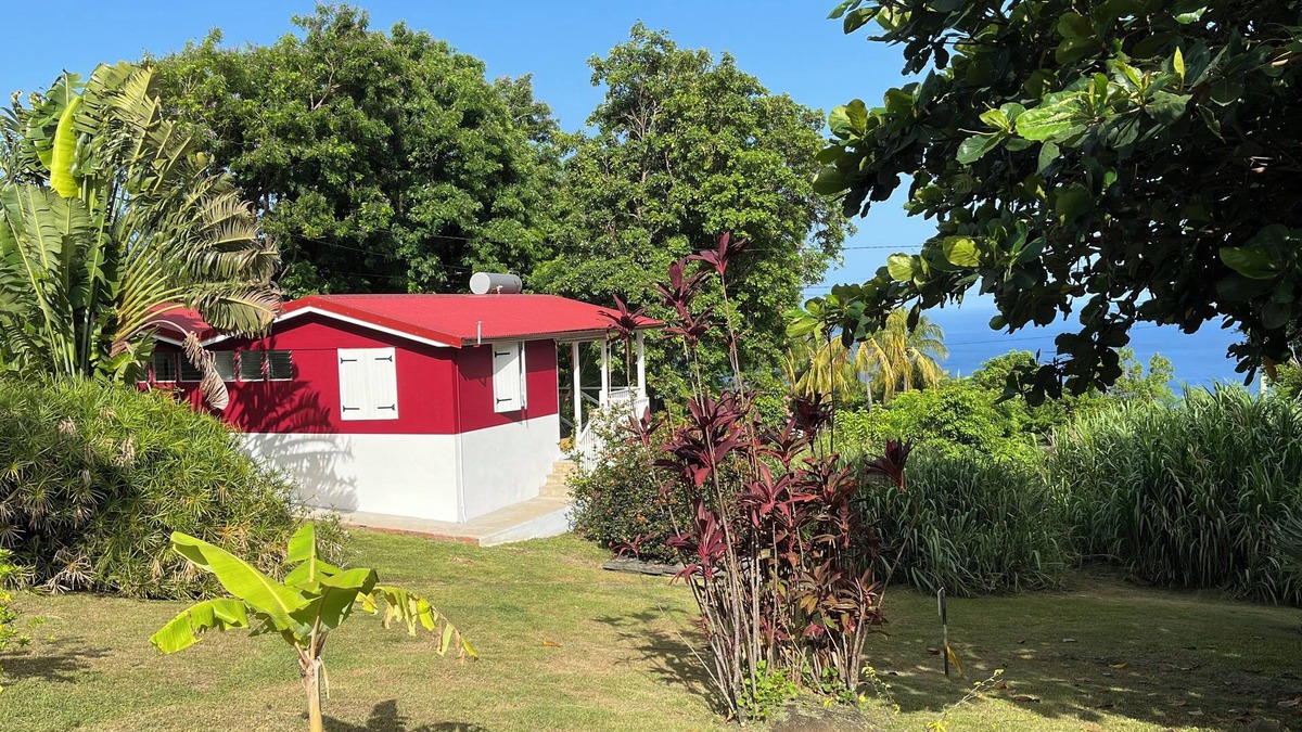 Bouillante House | Large bungalow with pool, sea, mountain and garden views.