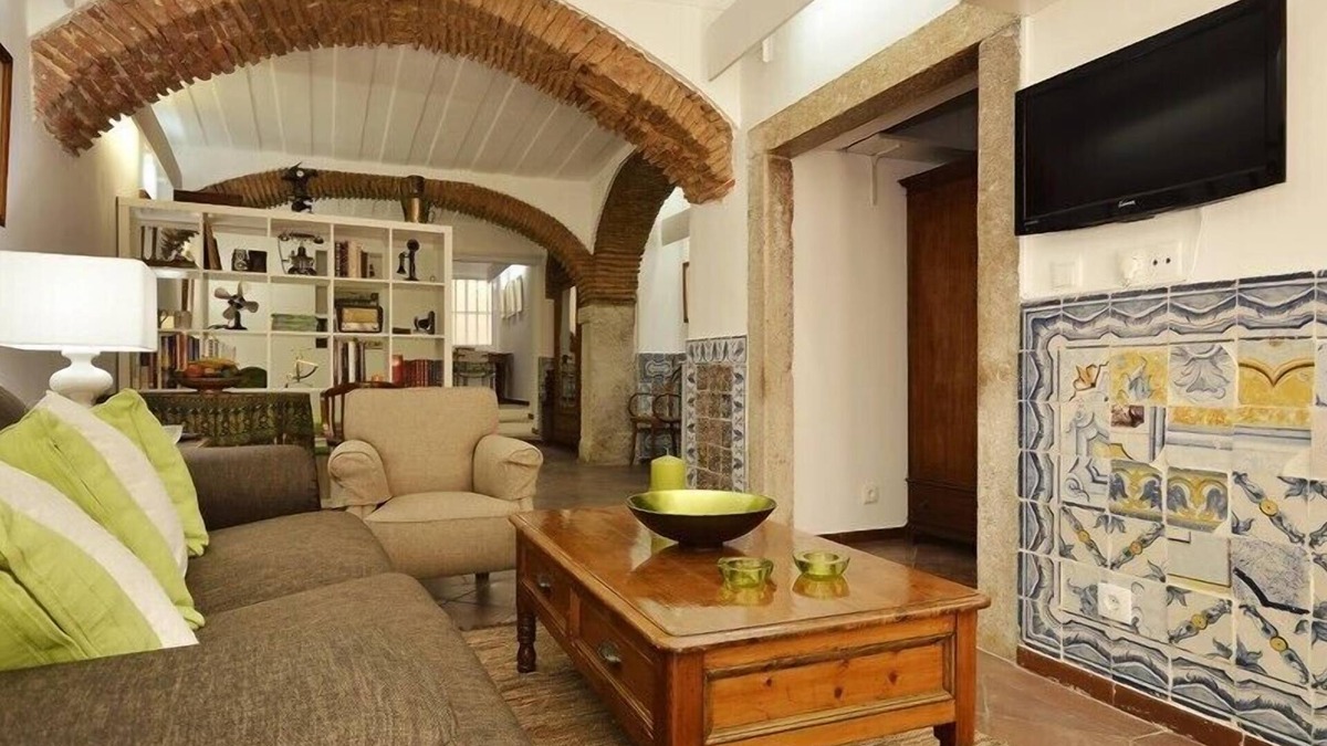 Sacramento Condo | Large charismatic refined open space studio in best quarter