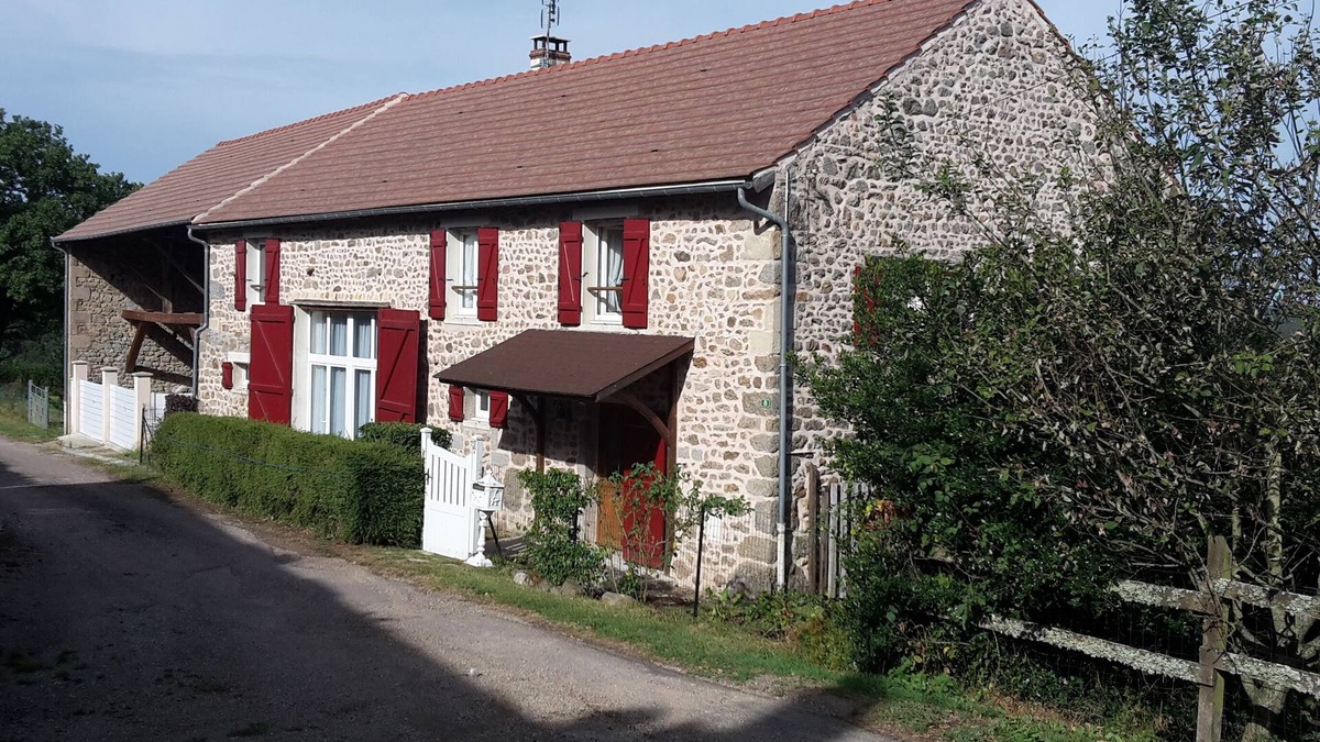 Bussieres (Yonne) House | Large charming house