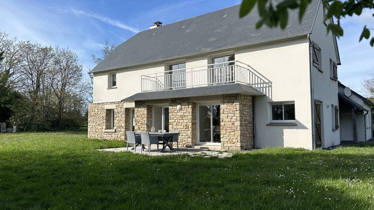 Carolles House | Large Coastal Home: Steps from Carolles Beach, 5 Bedrooms, Sleeps 10, Garden, Parking, Wi-Fi