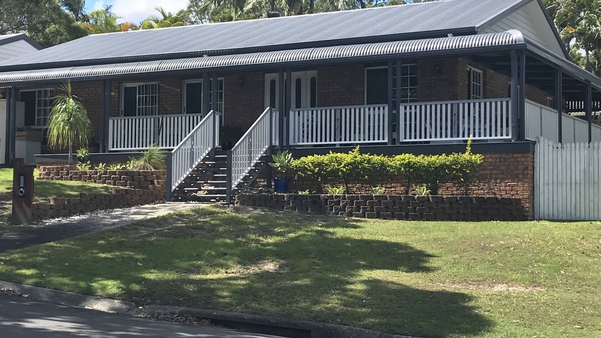 Robina House | Large Colonial Queenslander Home perfect for families, couples or groups