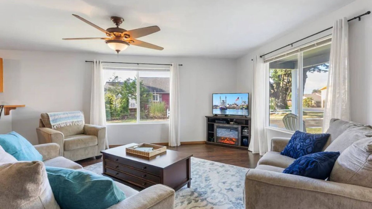 Westport Cottage | Large cottage on corner lot w/fenced yard. Central location. Kid & Pet friendly
