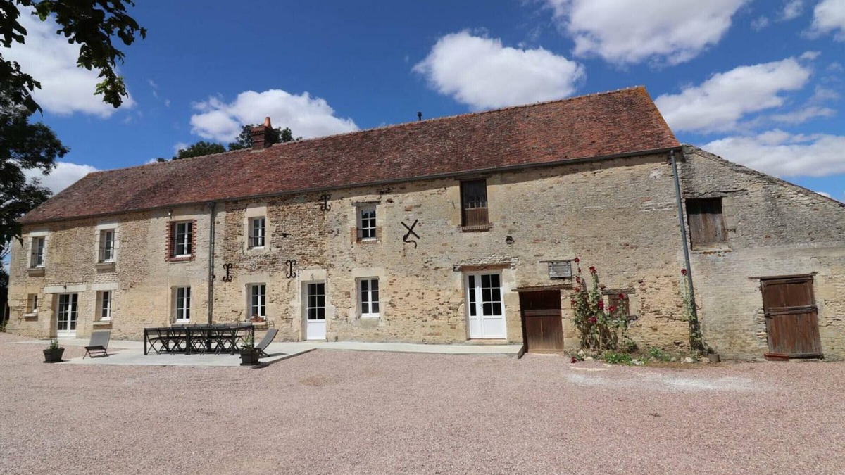 Merri Cottage | Large Country House with Enclosed Garden and Children’s Games