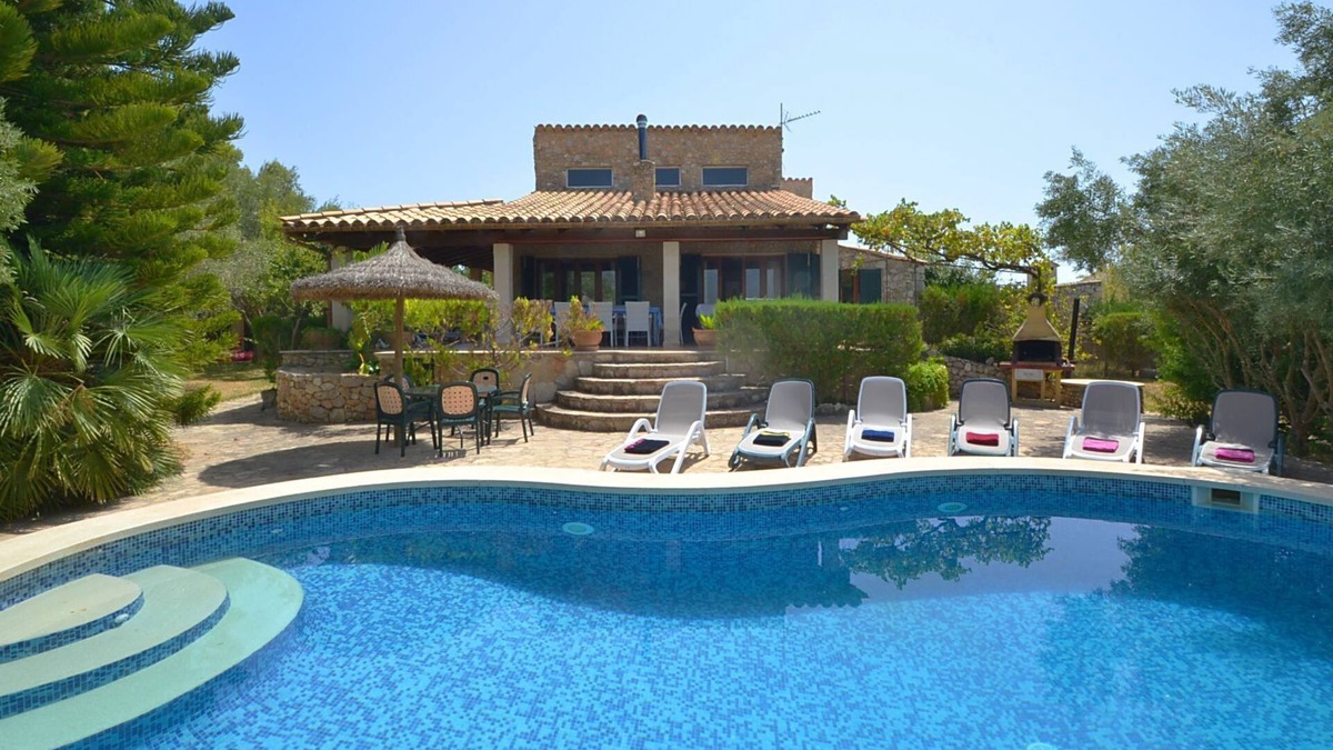Selva Cottage | Large Country House With Pool on the Outskirts of Mancor
