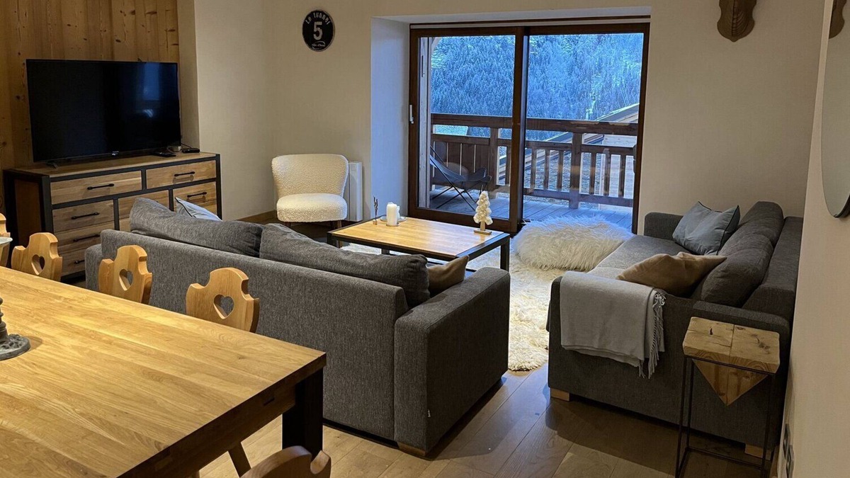 Vaujany Ski Chalet | Large duplex Chalet-Apartment in Alpe d'Huez Grand Domaine de Ski