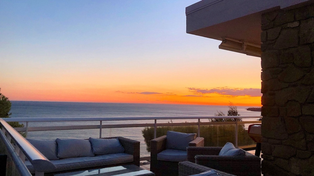 Ensues-la-Redonne House | Large family villa with exceptional view of the Calanques - sleeps 10