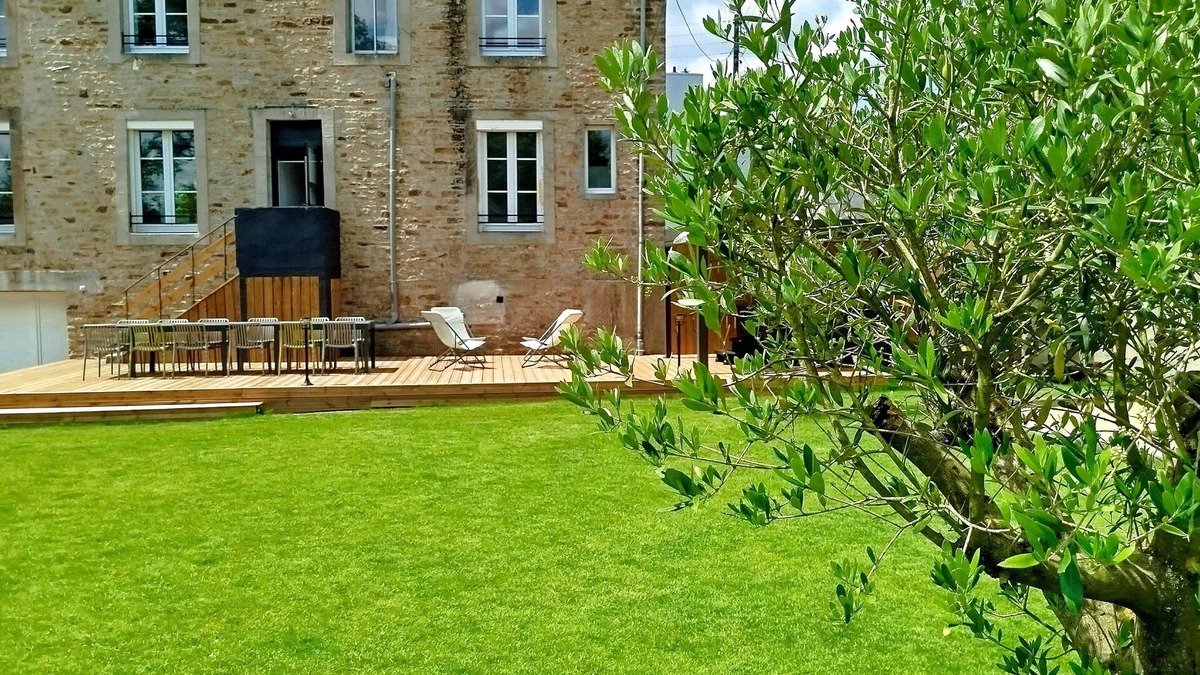 Scaer House | Large family home