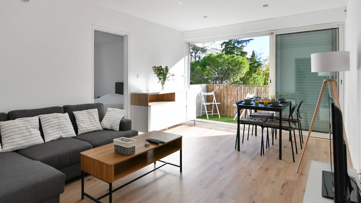 Residence Las Rebes Batiment Apartment | Large flat w/ balcony and parking nearby Montpellier hospital - Welkeys
