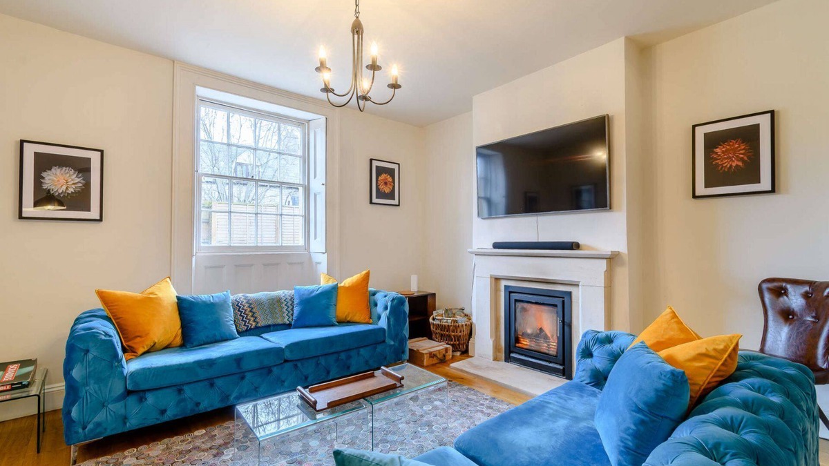 Bledington Cottage | Large friendly holiday cottage near to Kingham, Daylesford and Stow on the Wold - Milton House