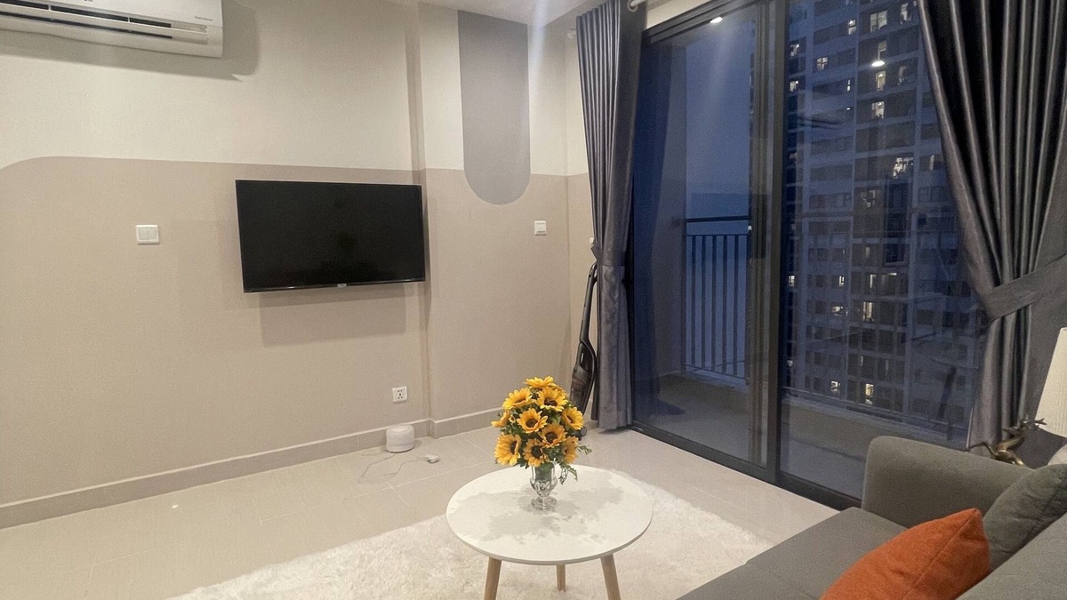 District 9 Apartment | Large full service’s apartment with 02 bed rooms
