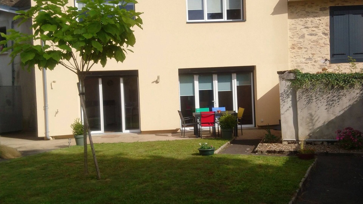 Sereilhac House | Large, fully renovated family home