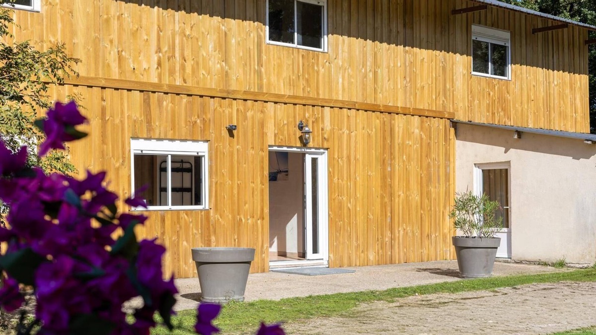 Azay-sur-Cher House | Large gîte in a riverside setting on the banks of the Cher river