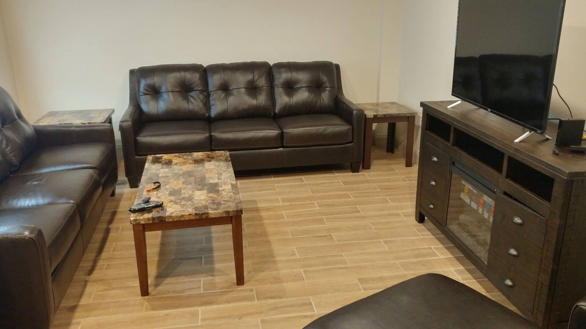 Lancaster Apartment | Large Ground Floor Apartment - City Location