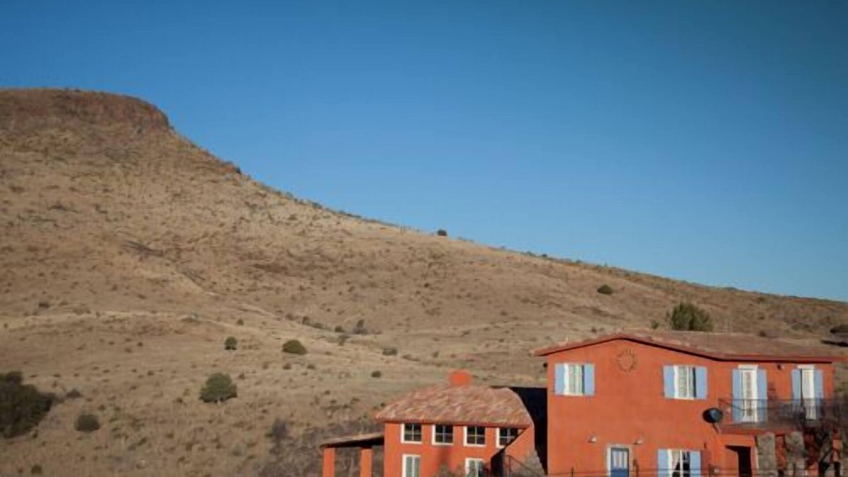Fort Davis Cottage | Large guesthouse withpool/spa, 360 degrees mountain views, horses welcome