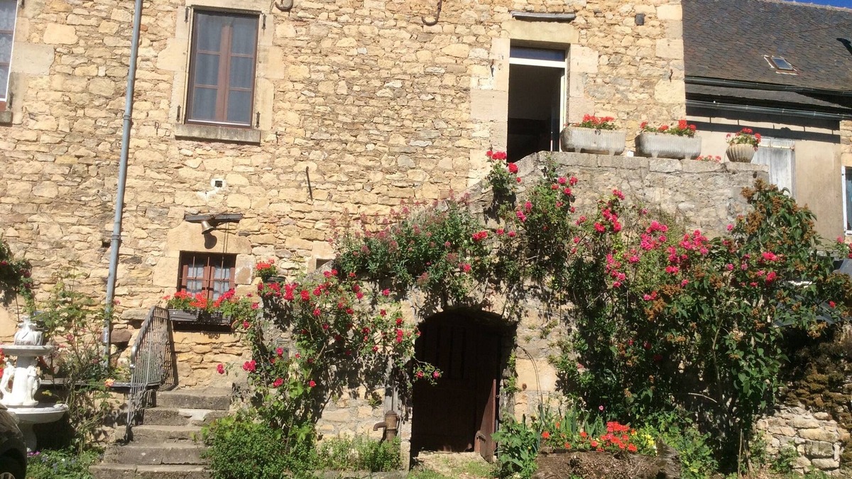 Bournazel House | Large home for family and friends