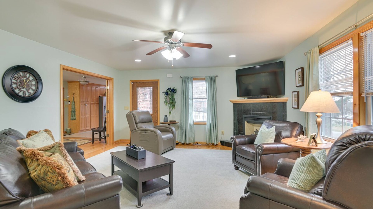 Christiansburg House | Large Home w/Deck & Grill ~ 9 Mi to Virginia Tech