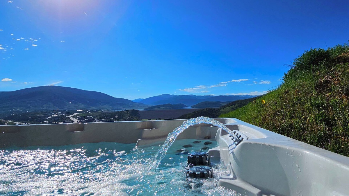 Wildernest House | Large Home w/Stunning Views of Lake Dillon & Summit, hot tub, ski & golf access