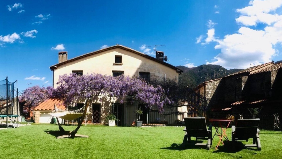 Arles-sur-Tech House | Large house (6 bedrooms) in the heart of a medieval village in Vallespir (Pyrenees)