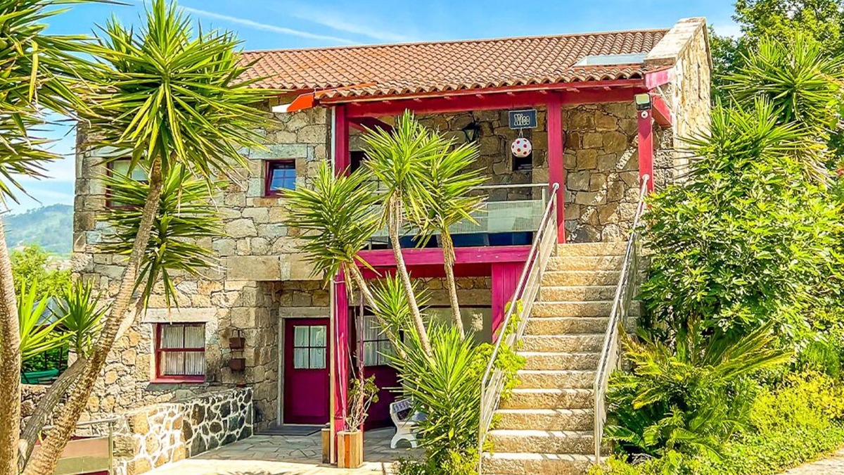 Santa Luzia House | Large House in Amares | Groups Families Stays