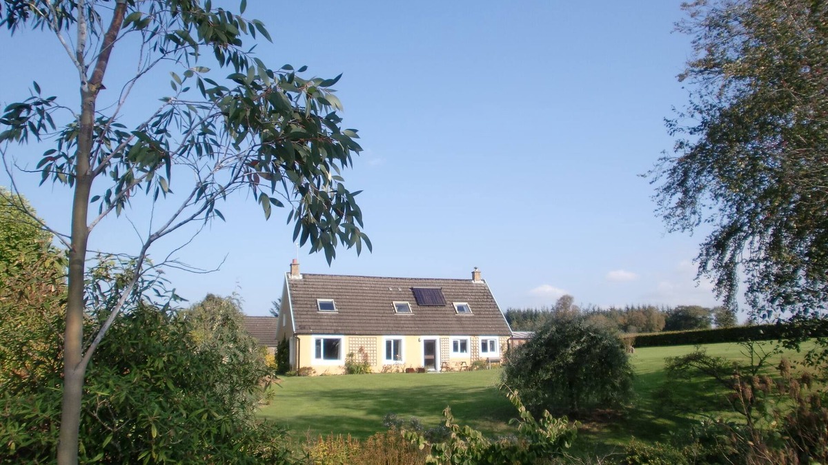 Glasgow House | Large house on a working farm