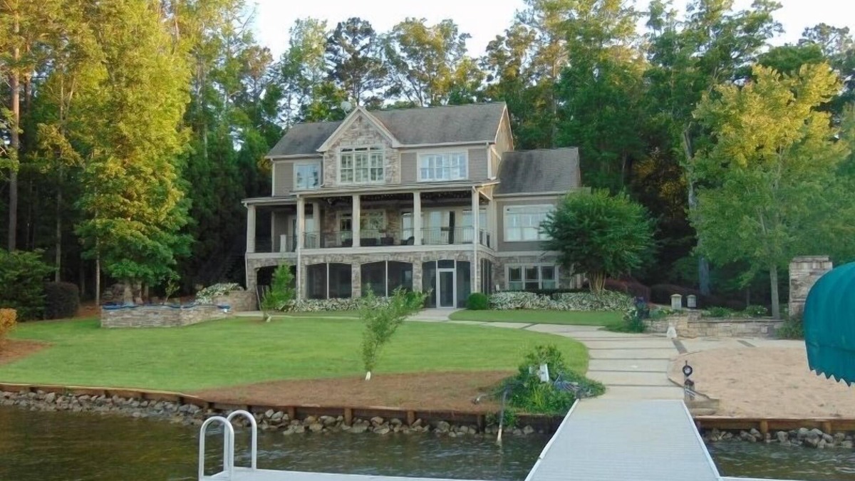 Lake Oconee House | Large Lakefront Home with Spa, Outdoor Fireplace on Main Lake, House generator