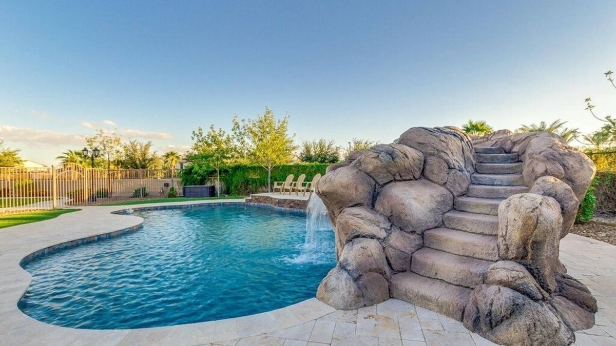 Montelena House | Large lot with plenty of space to spread out and something for everyone to do