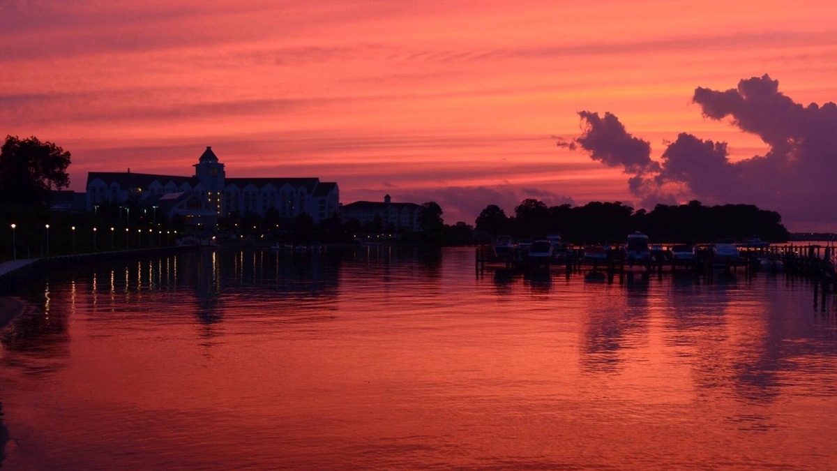 Cambridge House | Large Luxury Townhouse with Elevator adjacent to the Chesapeake Hyatt