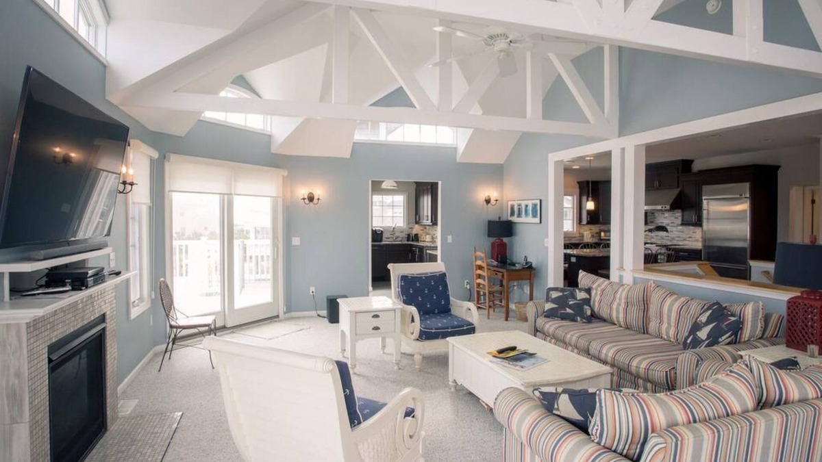 Loveladies House | Large Ocean Side Home with Beautiful Views