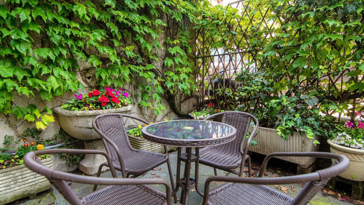 Maslianico Apartment | Large one-bedroom apartment at the foot of the Swiss border (MULINO NUOVO)