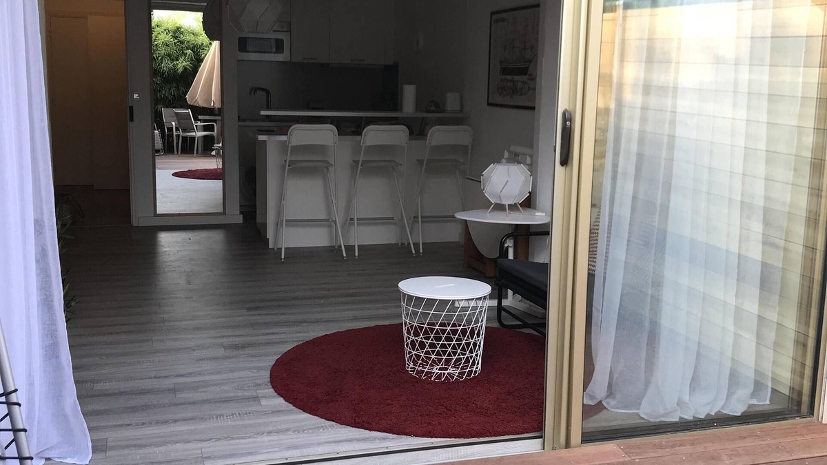 Cros-de-Cagnes House | LARGE ONE-MINUTE STUDIO ON THE BEACH
