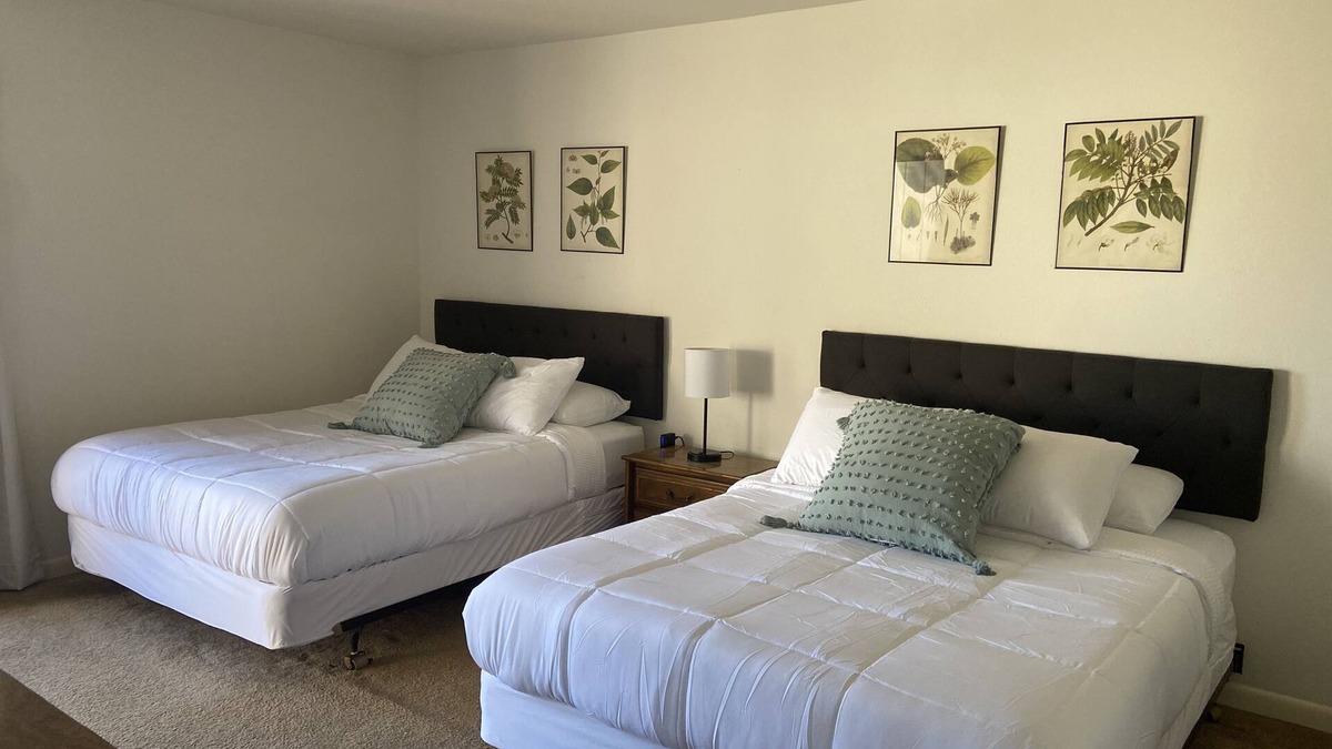 Grenelefe House | Large peaceful townhome, backs to open green space, short drive to theme parks!