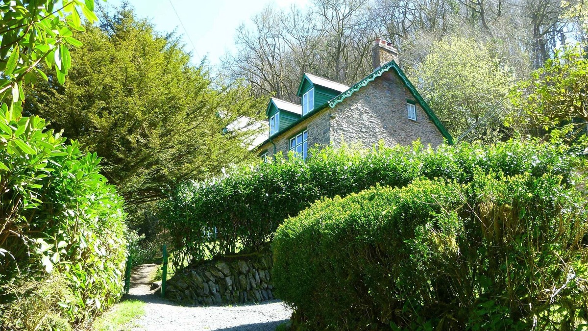 Lynton House | Large Period House set in Ancient Woodland in Exmoor National Park near Lynmouth