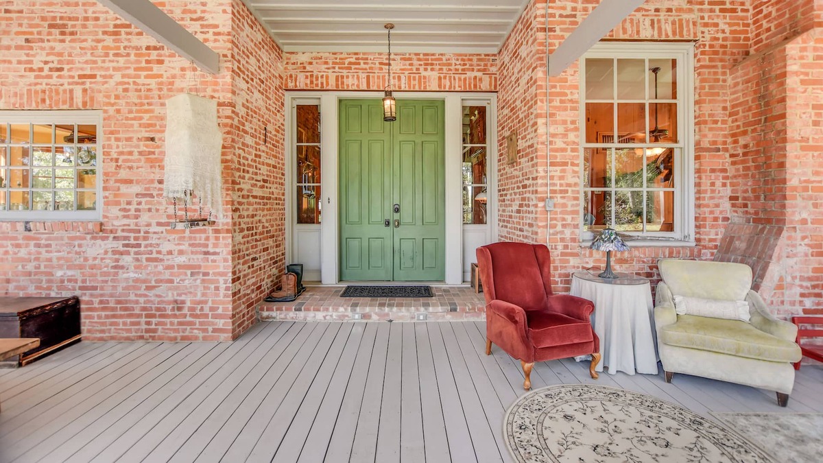 Brenham House | Large, private country home located near Round Top, Texas.