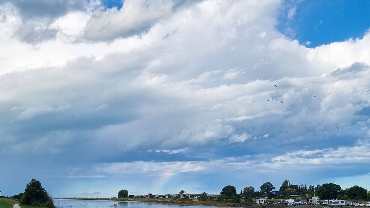 Clive House | Large Riverside home in garden setting between Napier and Hastings