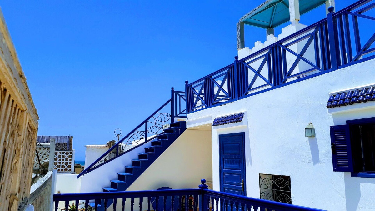 Kasbah House | Large sunny riad under the open sky in the medina near the skala and the port.