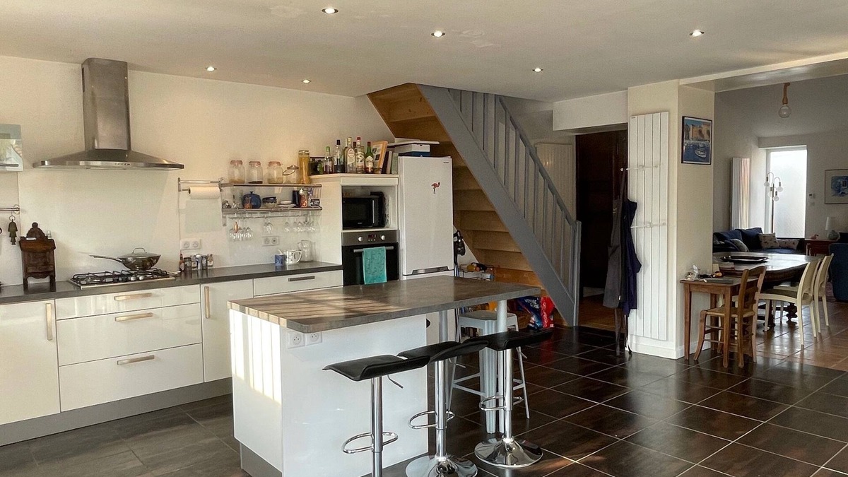Les Sables d'Olonne House | Large townhouse with pool in La Chaume neighborhood