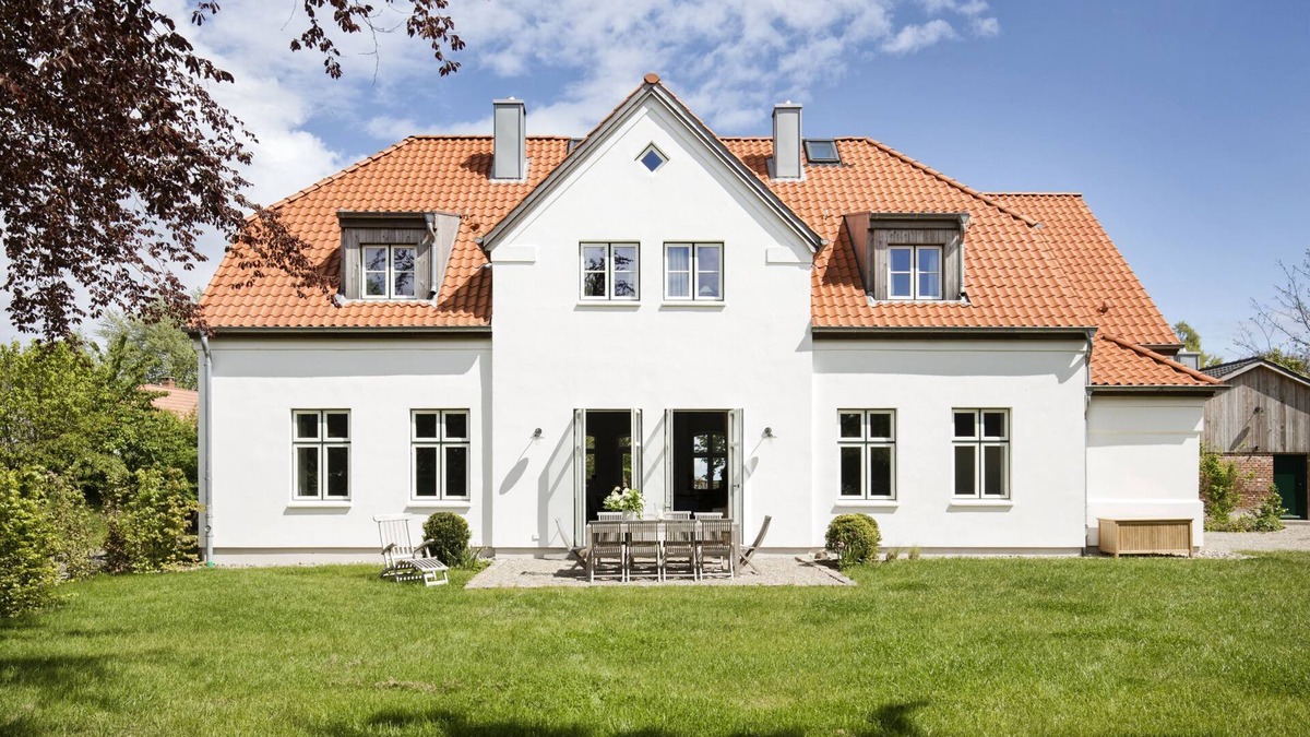 Pommerby House | Large vacation home with a view of the Baltic Sea, fireplace and sauna