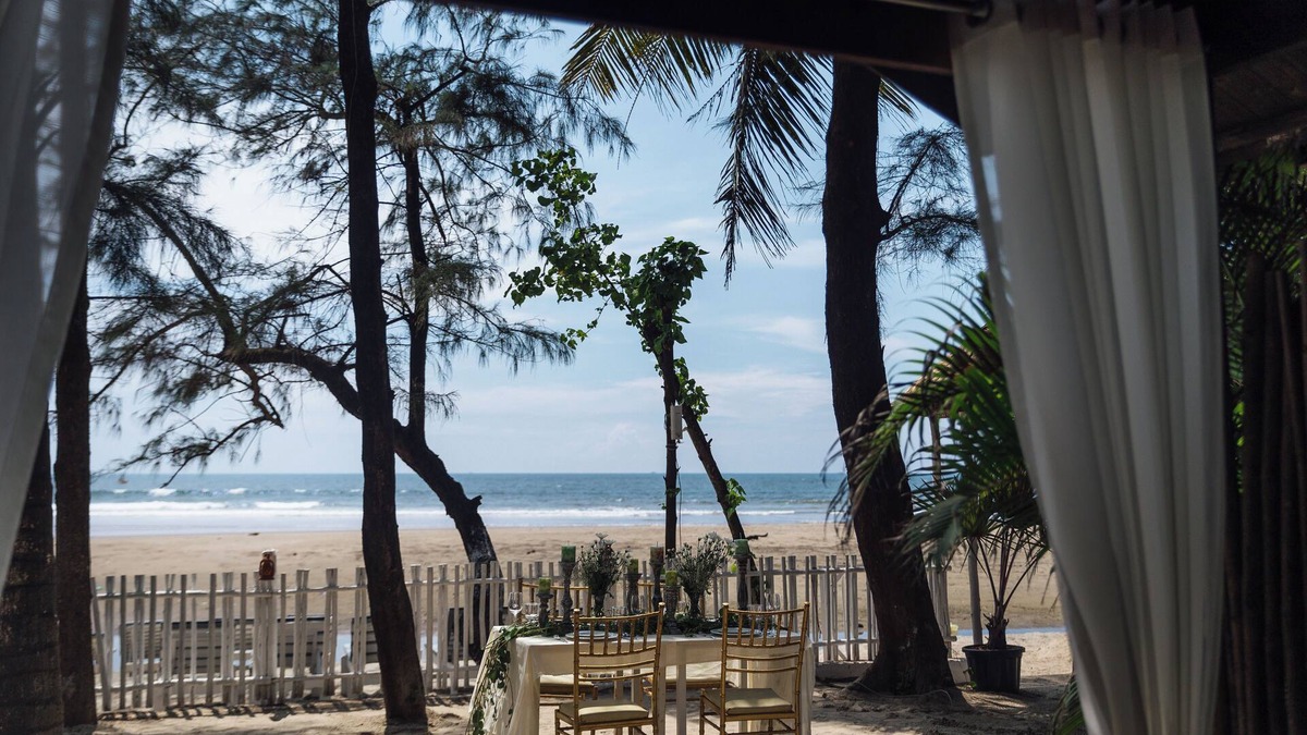 Morjim Hotel | LaRiSa By The Beach, Morjim
