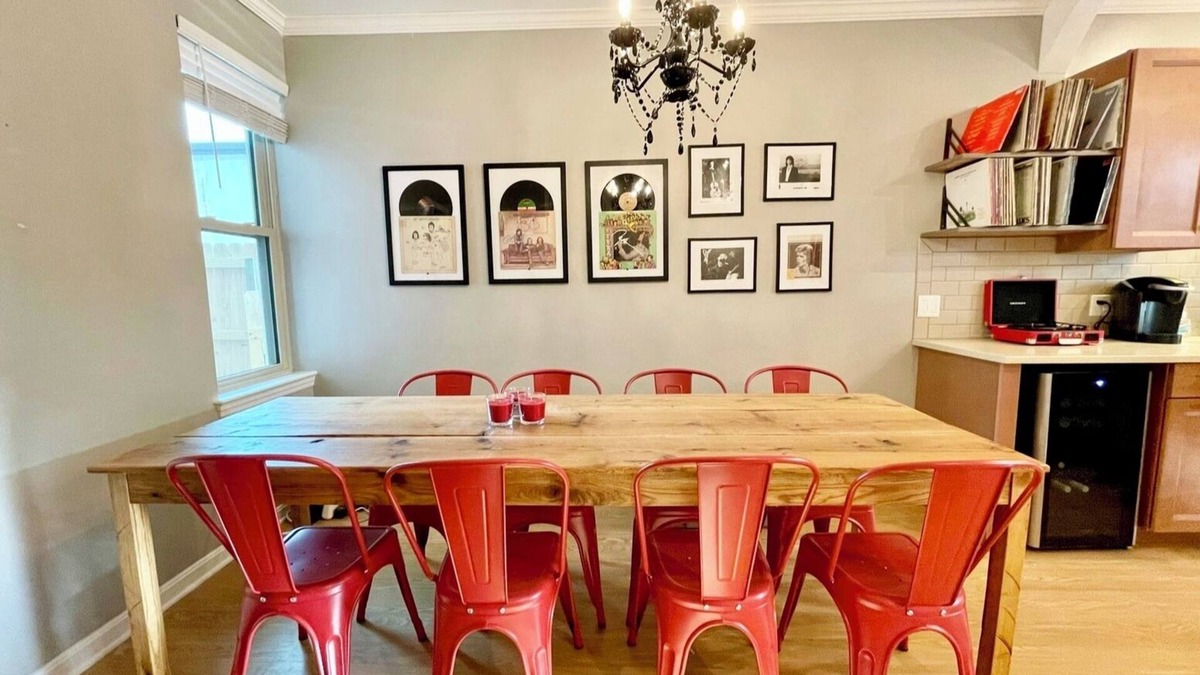 Lancaster House | Larry's Lancaster Landing: 3 bedroom row house, walkable to downtown Lancaster