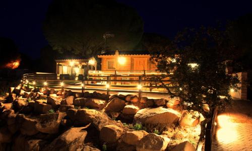 Las Jaras Ski Chalet | LAS CABAÑAS DEL LAGO incluye acceso piscina Las 2 columnas! Asta fin de temporada