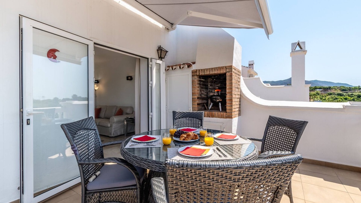 Oasis del Capistrano Apartment | Las Palmas 21C - El Oasis de Capistrano!
